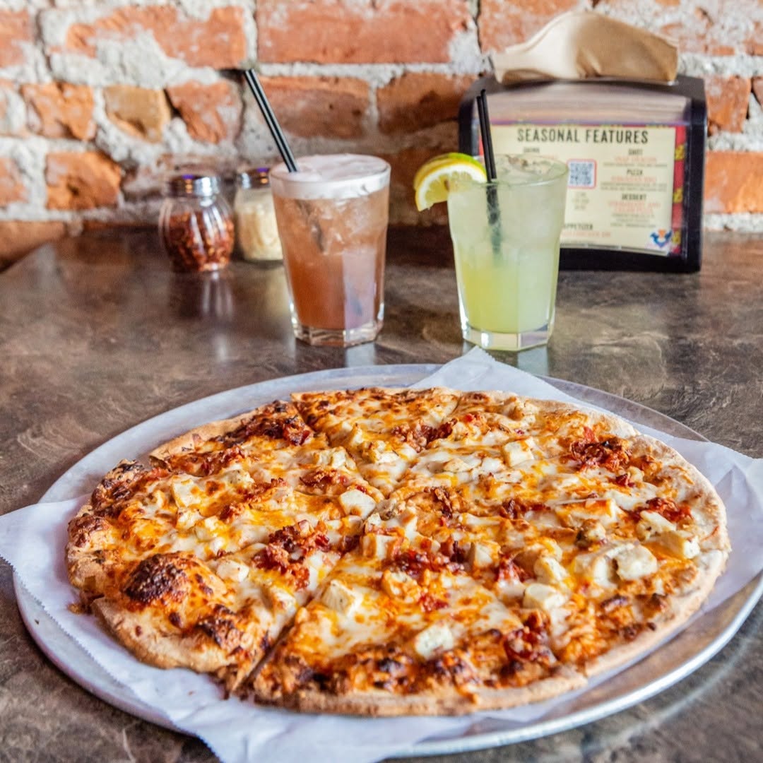 Great Pizza for Lunch in Toledo